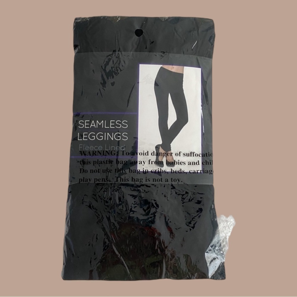 Seamless leggings,  size L/XL, new